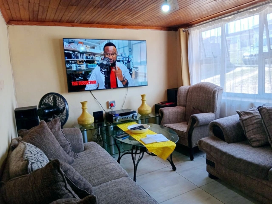 2 Bedroom Property for Sale in Mdantsane Nu 16 Eastern Cape